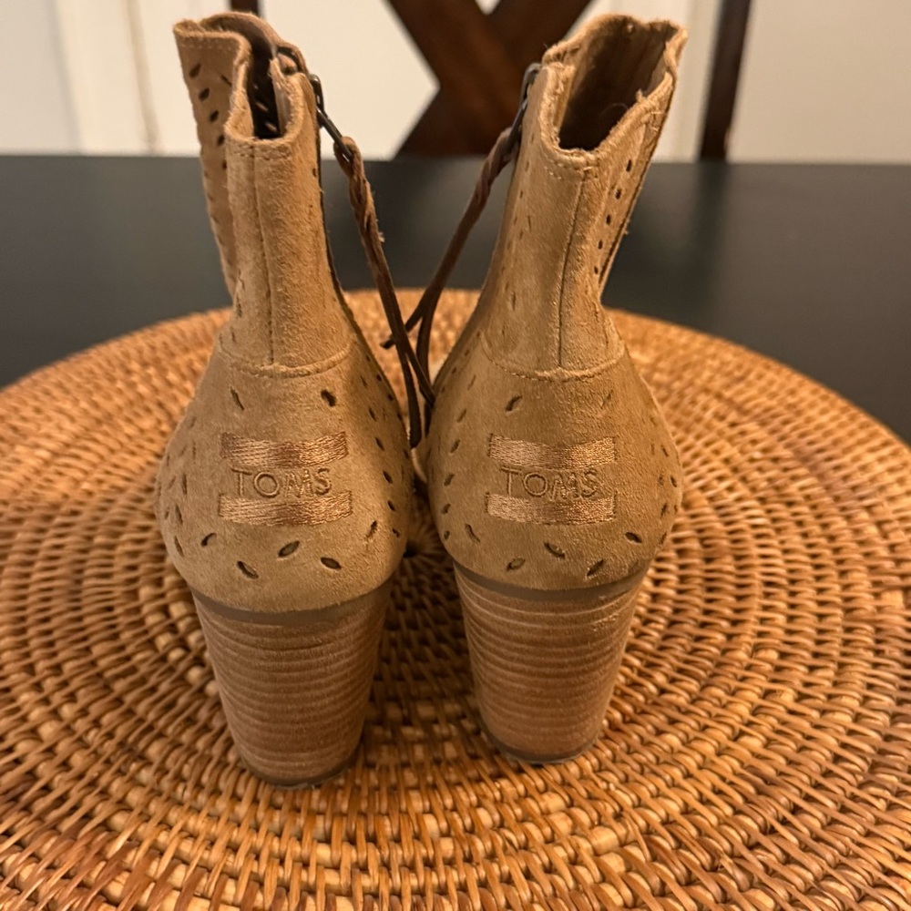 TOMS Peep-Toe Ankle Boots - Picture 3 of 10